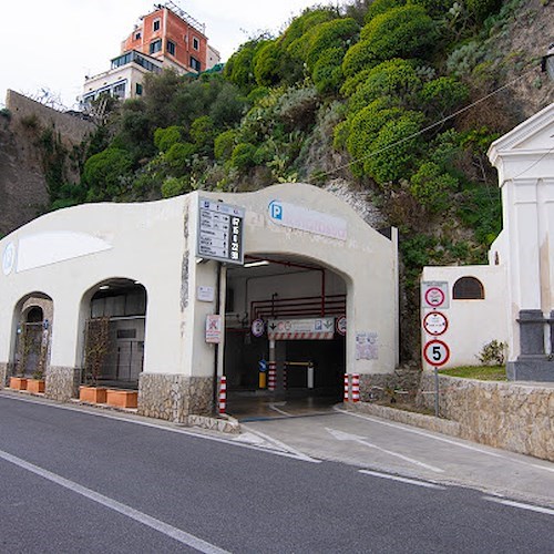 Amalfi, riaperto il primo dei quattro piani del garage Luna Rossa