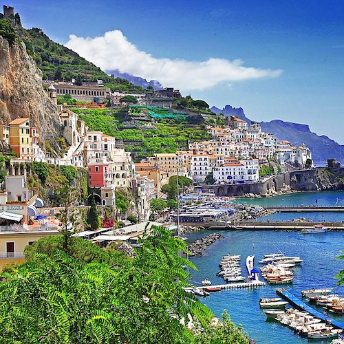 Amalfi, sequestri a un noto albergo: scoperti scarichi non autorizzati