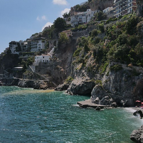 Amalfi, Sindaco emana ordinanza di messa in sicurezza del costone franato
