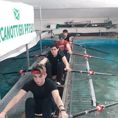 Amalfi, studenti del "Marini Gioia" si allenano per i Campionati Studenteschi di Canottaggio