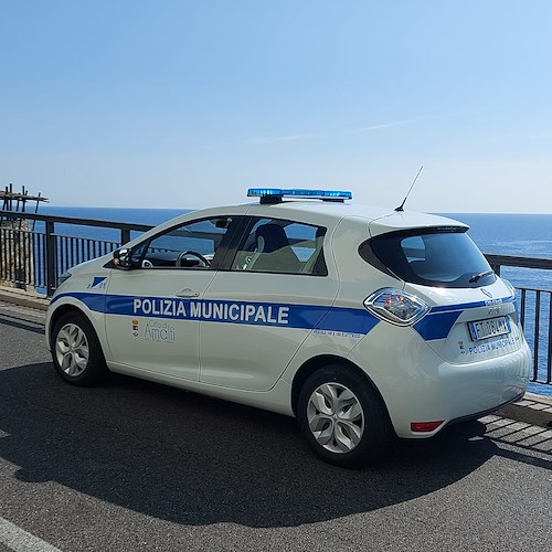 Amalfi, un'auto elettrica per la Polizia Municipale
