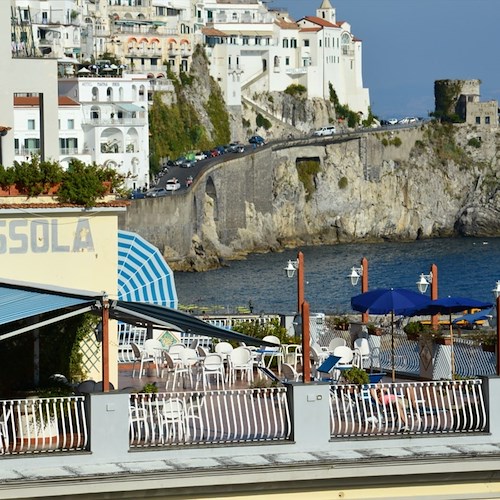 Amalfi: venerdì 30 agosto Night Food Experience al Sea Waves Lounge Bar