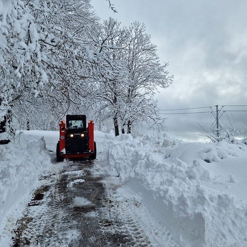 Ancora disservizi telefonici in Costiera: a causa della neve è arduo trasportare gruppo elettrogeno 
