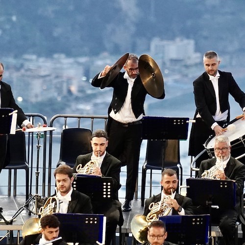 Ancora magia per il concerto all’alba di Ravello, emozioni e meraviglia di un evento che continua a stupire /FOTO