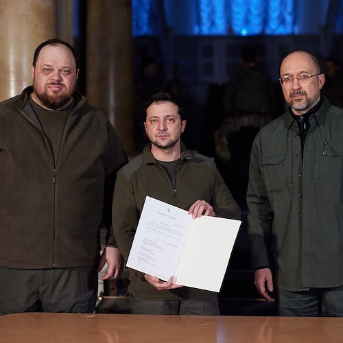 Approvata mozione Eurocamera: l'Unione conceda lo status di candidato all'Ucraina