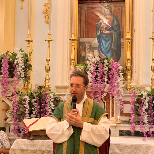 Atrani, Don Christian Ruocco a Santa Maria del Bando per la sua prima messa da parroco del piccolo borgo
