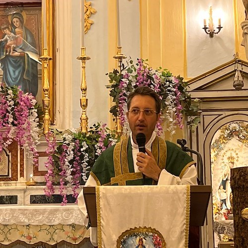 Atrani, Don Christian Ruocco a Santa Maria del Bando per la sua prima messa da parroco del piccolo borgo