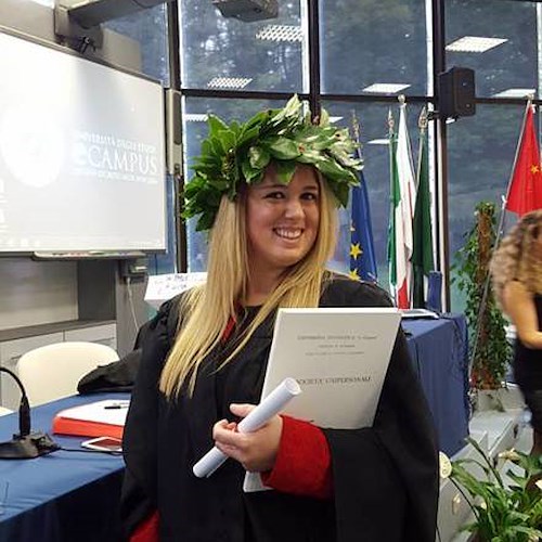 Atrani, Enny Desiderio dottoressa in Economia