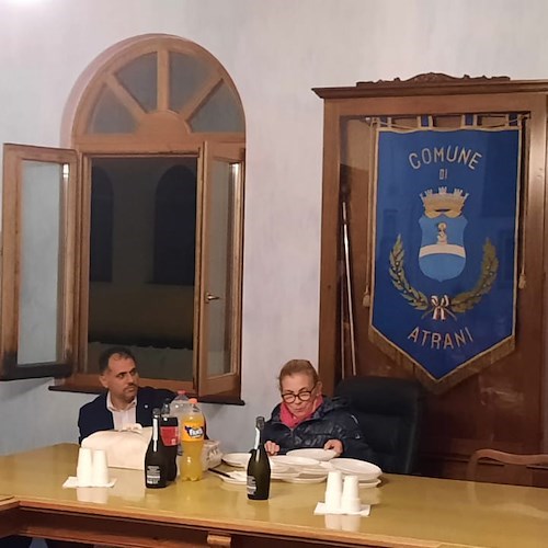 Atrani: l’amministrazione e i cittadini ringraziano il dott. Vaccaro, medico di base per 40 anni