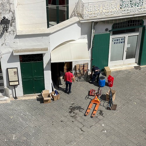 Atrani: sfrattato affittuario locale annesso al Bar Vittoria, intervengono i Vigili a sedare gli animi