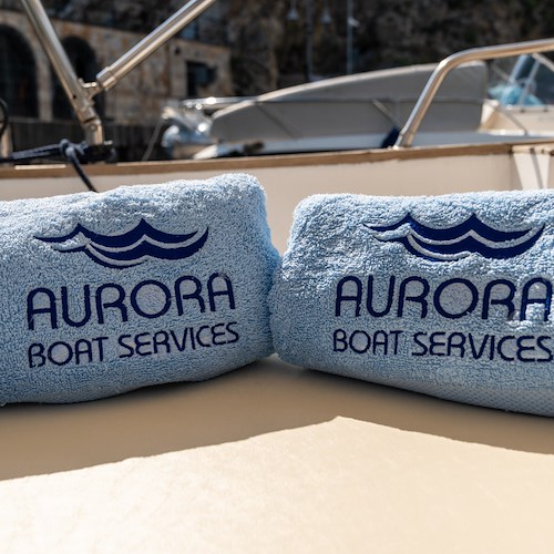 Aurora Boat Services: Escursioni in Costiera Amalfitana con Ivan Ferrigno