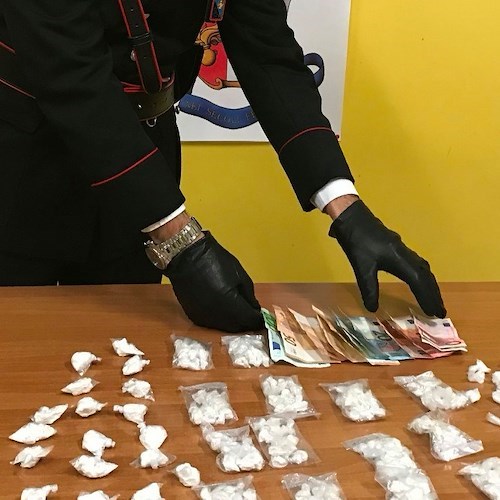 Aveva in auto cocaina pronta allo spaccio, 31enne di Positano fermato nella Galleria di Pozzano