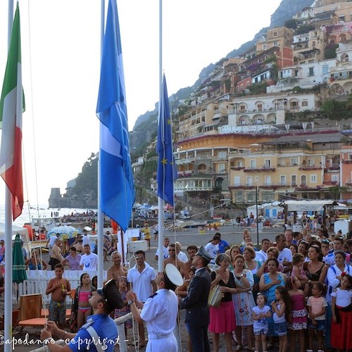 Bandiere Blu: 14 in Campania, confermata a Positano nonostante inchiesta depurazione in Costiera