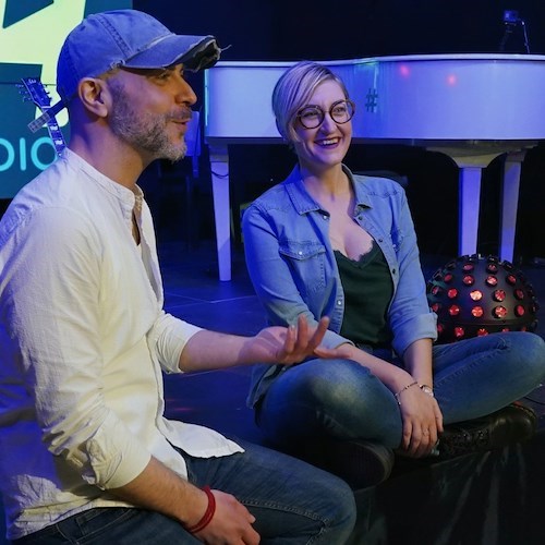 "Bim Bum Bang!", Miriam Bella di Maiori conduce insieme a Francesco Sansone il nuovo programma di Radio Play Tag 