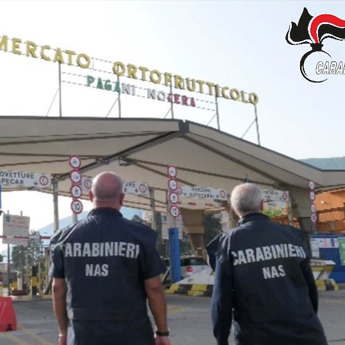 Blitz dei Nas al mercato ortofrutticolo di Pagani: sequestrate circa 3,2 tonnellate di prodotti, sanzioni fino a 9mila euro