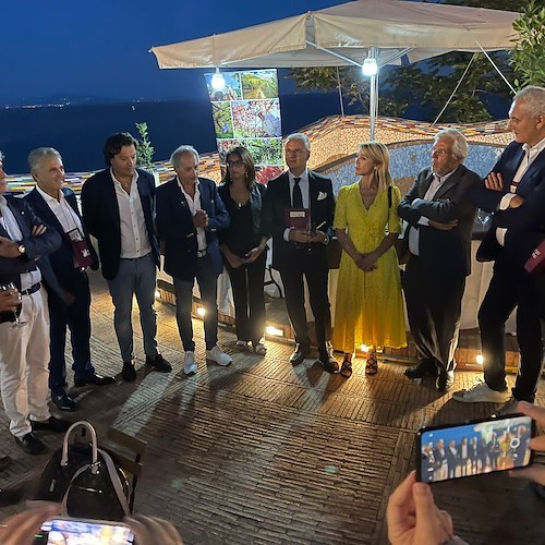"Borgo diVino in tour" torna a Vietri sul Mare: dal 28 al 30 luglio tre giorni dedicati al Gusto e alla Bellezza