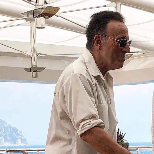 Bruce Springsteen ritorna in Italia: per "The Boss" pranzo a "Lo Scoglio" di Nerano