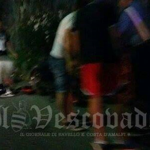 Brutto incidente nella notte a Maiori: frontale tra auto e Vespa, 18enne di Tramonti in ospedale