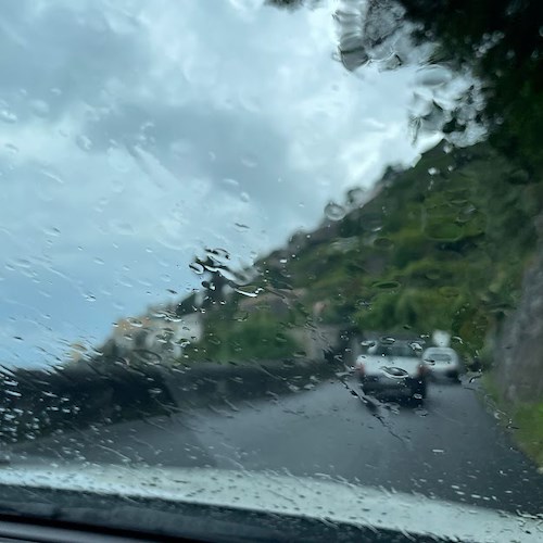 Campania, allerta meteo Gialla: previsti temporali improvvisi fino a domani 