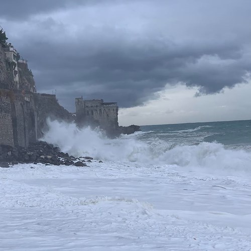 Campania: da domani allerta meteo per vento forte e mare agitato