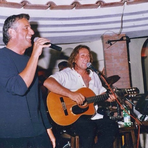 Capri, è morto Guido Lembo il "Re" delle notti capresi con la sua Taverna «Anema e Core»