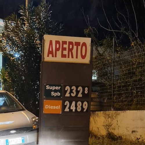 Carburanti alle stelle, diesel supera benzina. Da lunedì 14 marzo lo stop degli autotrasportatori