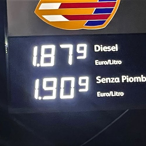 Carburanti: diesel in calo, stabile il prezzo della benzina