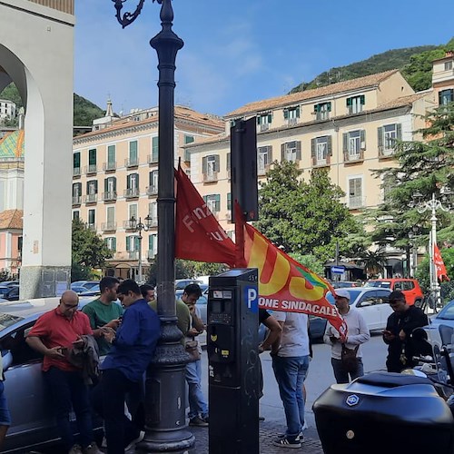 Vigili del fuoco protestano a Salerno