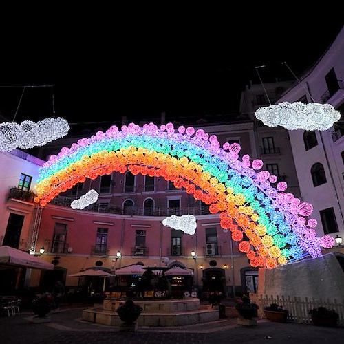 Caro Energia e Natale: a Salerno “Luci d’artista” ridotte, a Napoli niente luminarie 