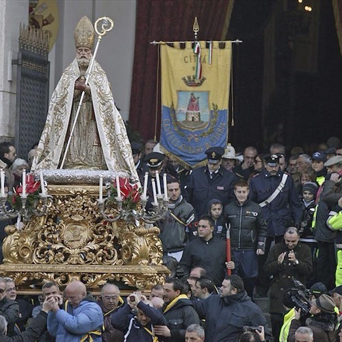 Castellammare: gioca al Juve Stabia, anticipata processione di San Catello