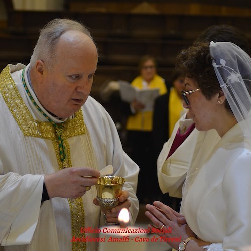 Cava de’ Tirreni, Teresa Carotenuto è Sposa di Cristo: grande commozione alla cerimonia di Consacrazione