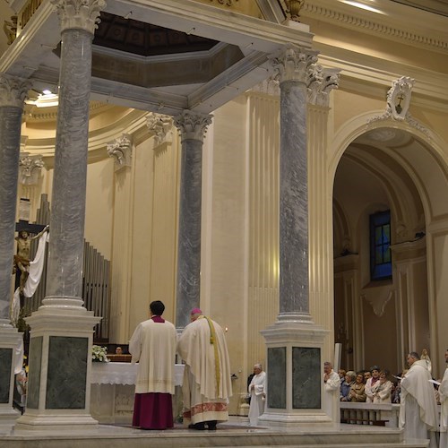 Cava de’ Tirreni, Teresa Carotenuto è Sposa di Cristo: grande commozione alla cerimonia di Consacrazione