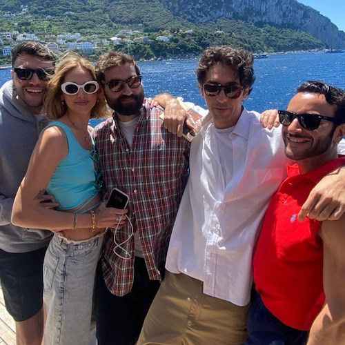 Chiara Ferragni a Capri per il weekend con Chiara Biasi: «È uno dei miei posti preferiti al mondo!» 