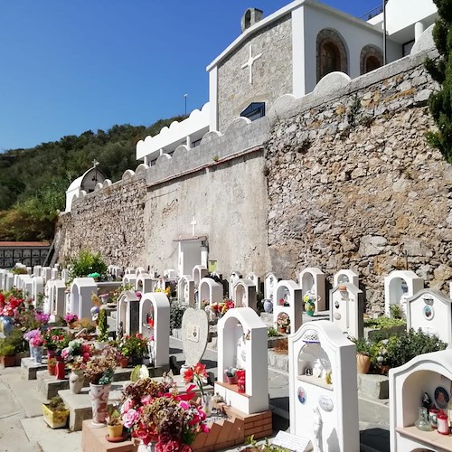 Cimitero di Praiano<br />&copy; Miramare Service