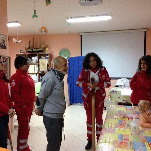 Costa d'Amalfi, al via le attività natalizie della Croce Rossa