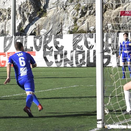 Costa d'Amalfi, vittoria contro Virtus Avellino nel ricordo di Fabio Borgese