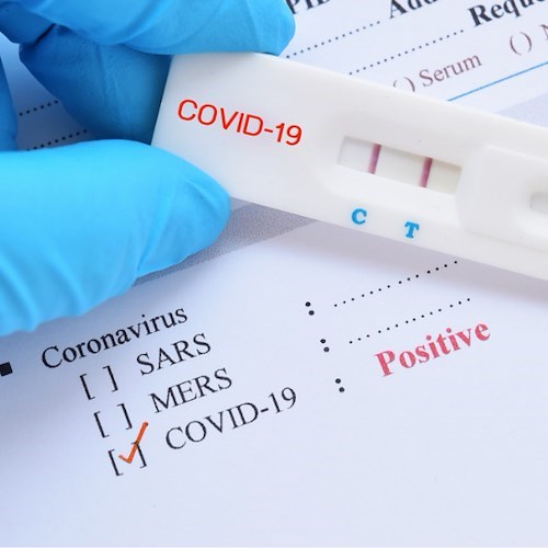 Covid, Tramonti: da screening scuola altri due genitori positivi all'antigenico. Nuovo stop a lezioni in presenza