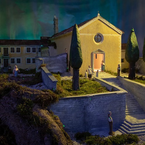 Da 12 anni la Costiera Amalfitana nel Presepe Artistico di Valdobbiadene, a realizzarlo Maurizio Ruggiero di Minori