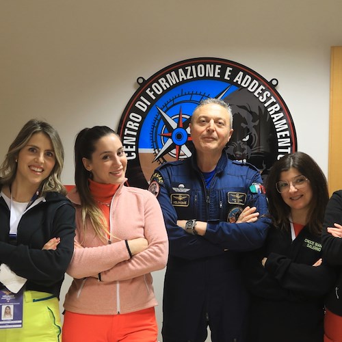 Da Maiori a Bari per un addestramento avanzato: Claudia Ferrigno è medico di elisoccorso