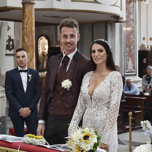 Da Vignola si sposano in Costa d’Amalfi, dove lei ha trascorso l’infanzia: auguri ad Alessandra e Nicolò!