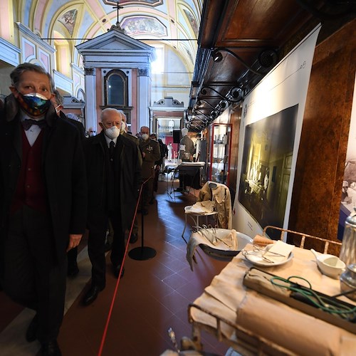 Dal Vaiolo al Covid: a Napoli inaugurata la mostra "Pianeta Pandemia. Storie virali di contagi e rimedi"