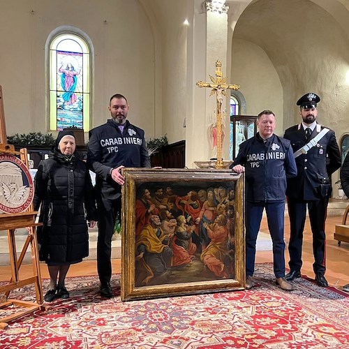Diocesi di Sulmona-Valva, recuperato dai Carabinieri dipinto rubato quasi 30 anni fa /foto