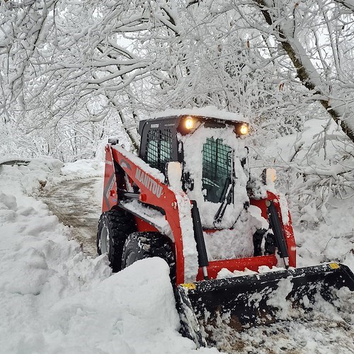 Disservizi telefonici in Costiera Amalfitana: installato generatore su Monte Sant’Angelo [FOTO]