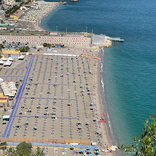 «Distretto estetico niente affatto etico», “Vietri Attiva” chiede per l’estate 2022 una spiaggia comunale attrezzata liberamente fruibile