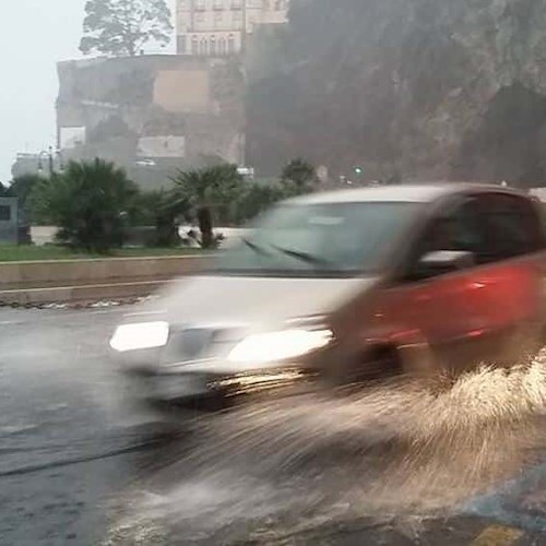Domenica di piogge e temporali: Protezione Civile emana allerta meteo Gialla