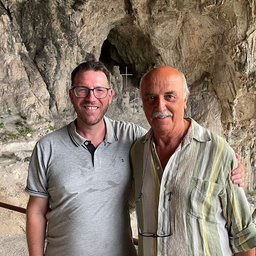 Don Luigi Di Martino torna nella sua Atrani. Messa a Santa Maria Del Bando