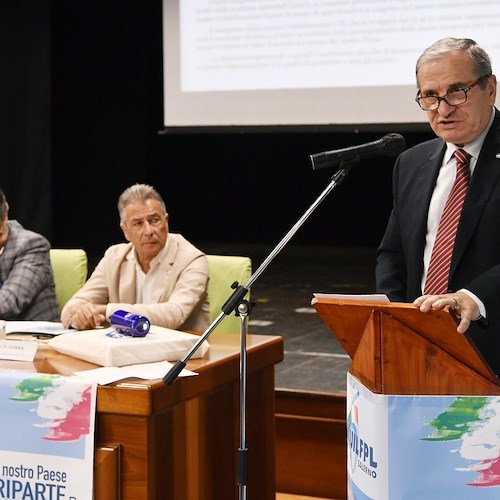 Donato Salvato riconfermato alla guida della Uil Fpl Salerno: «Che nessuno sia lasciato indietro!»