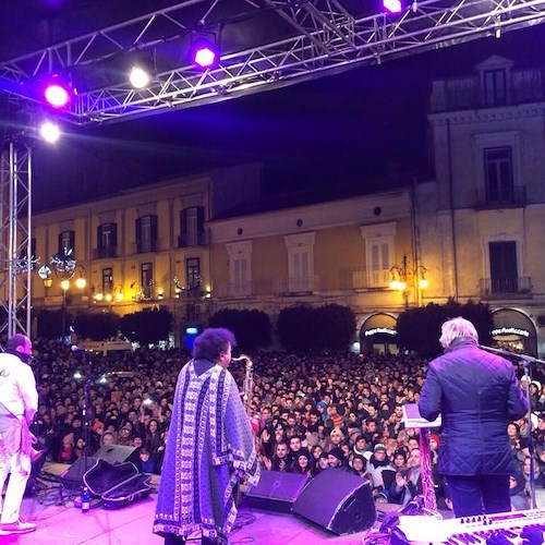 Dopo due anni a Cava de' Tirreni ritorna la Notte Bianca: appuntamento al 5 gennaio con Enzo Avitabile