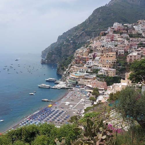 Dopo la Bandiera Blu, arriva quella Verde: le spiagge di Positano si riconfermano “a misura di bambino”