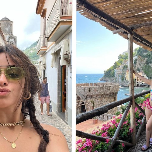 Dopo lo show alla finale di Champions League Camila Cabello si concede un po’ di relax in Costa d'Amalfi